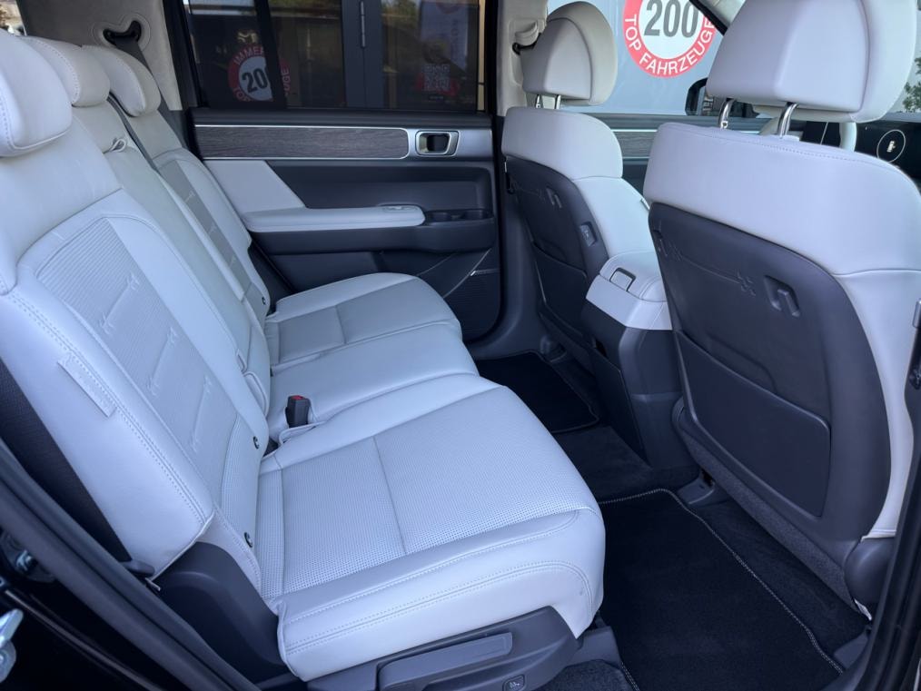 HYUNDAI Santa Fe 1.6 T-GDi PHEV EXklusiv 4WD-image-10