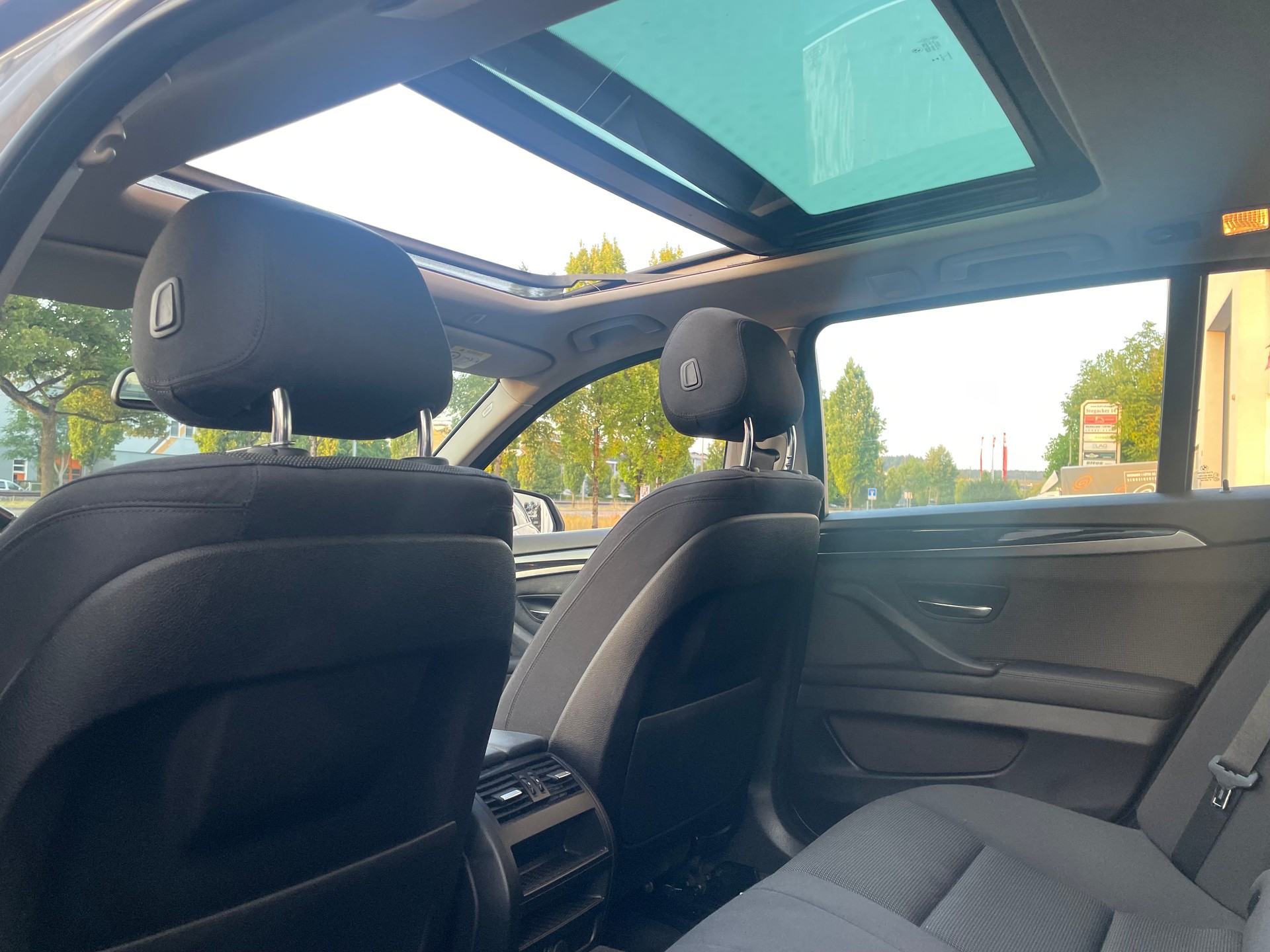 BMW 520d Touring xDrive Steptronic-image-5