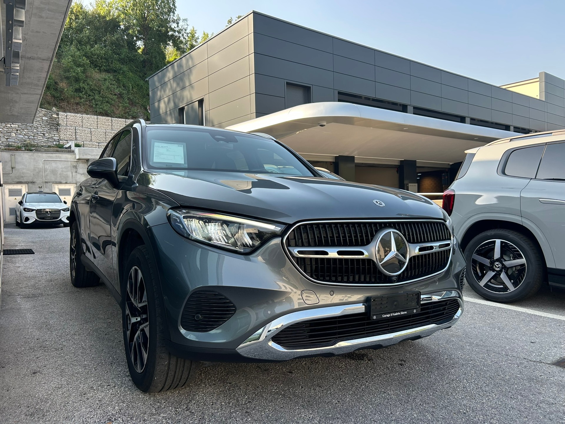 MERCEDES-BENZ GLC 220 d 4Matic 9G-Tronic-showroom-element-2