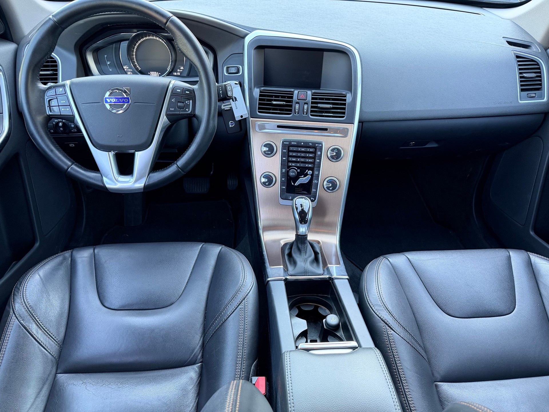 VOLVO XC60 D3 Executive Geartronic-image-10