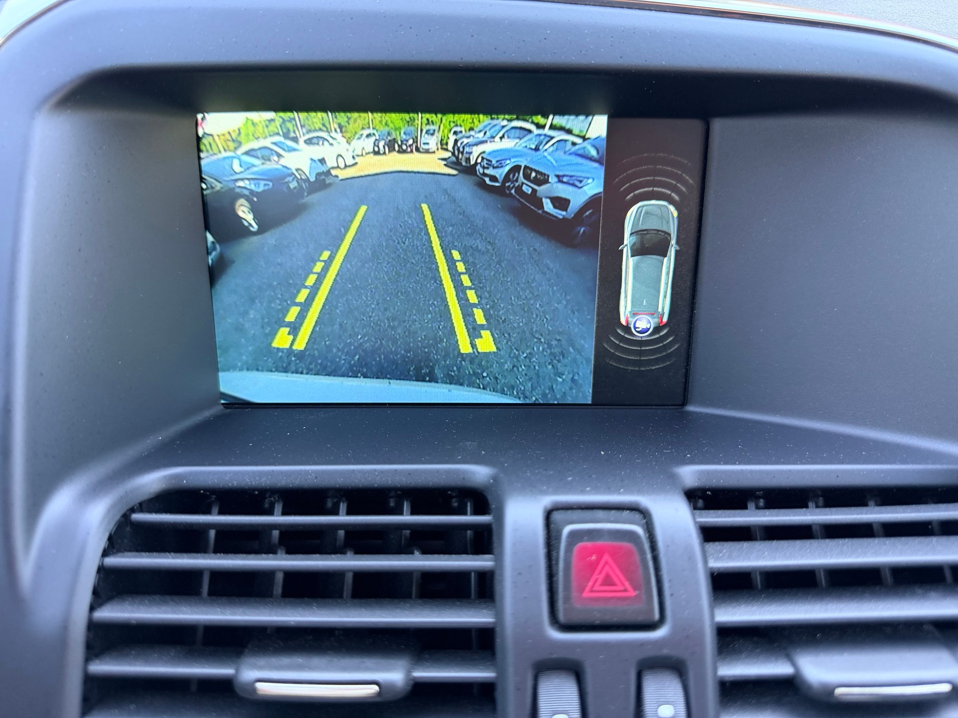 VOLVO XC60 D3 Executive Geartronic-image-16