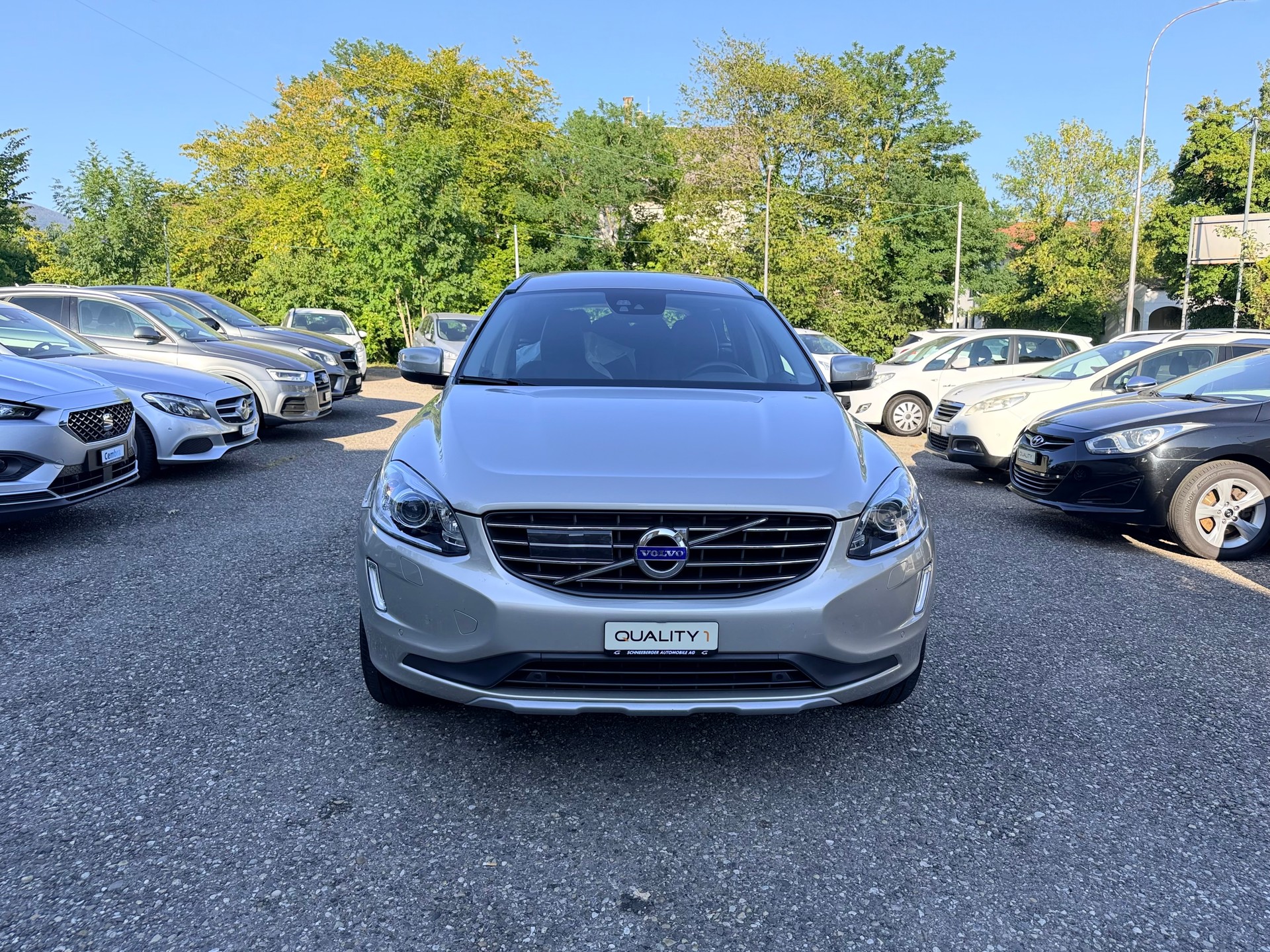 VOLVO XC60 D3 Executive Geartronic-showroom-element-1