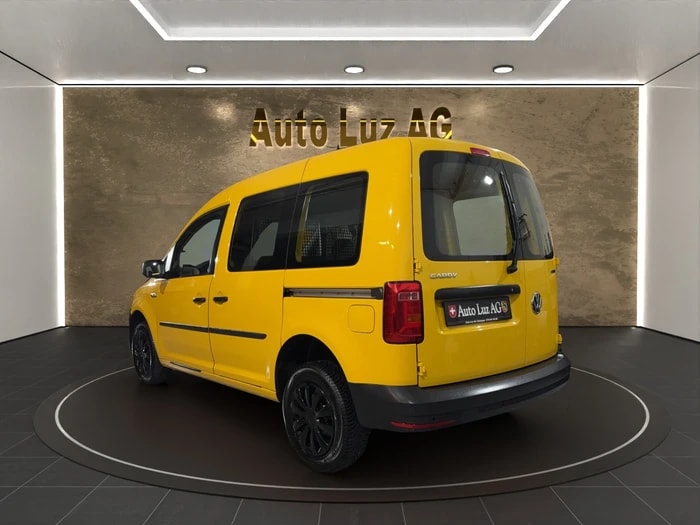 VW Caddy 2.0TDI 4Motion BlueMotion Technology-image-4