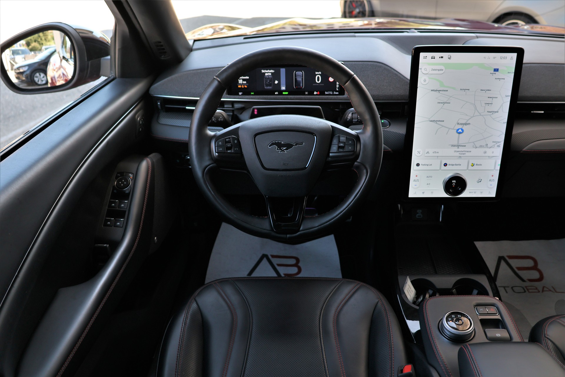 FORD Mustang MACH-E AWD 72.6 kWh (CH)-image-12