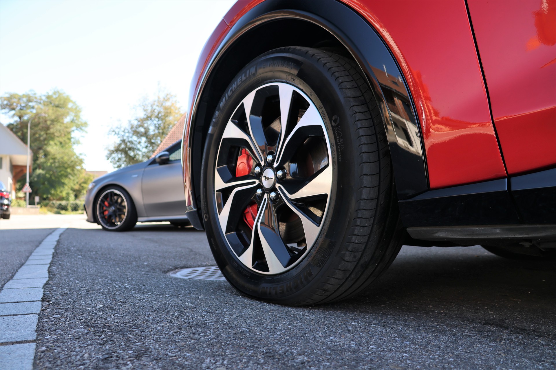 FORD Mustang MACH-E AWD 72.6 kWh (CH)-image-6