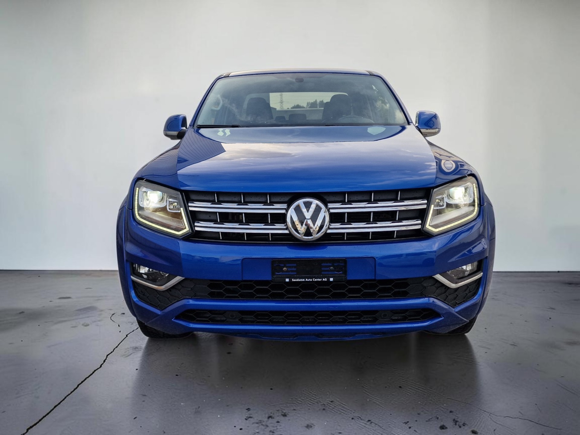 VW Amarok 3.0TDI Aventura 4Motion Automatic 24Mt Gara AHK 3.3t-showroom-element-2