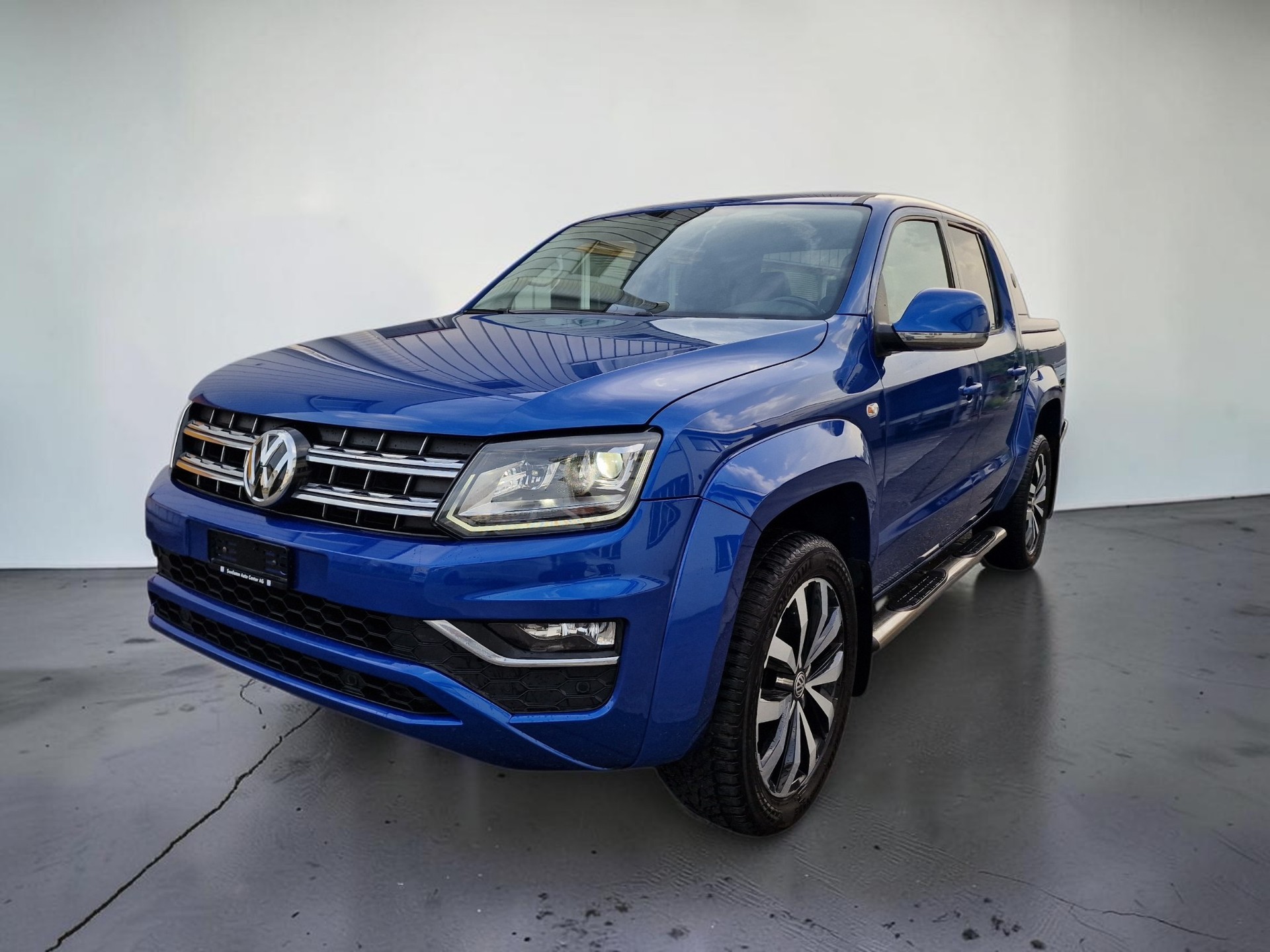 VW Amarok 3.0TDI Aventura 4Motion Automatic 24Mt Gara AHK 3.3t-showroom-element-1
