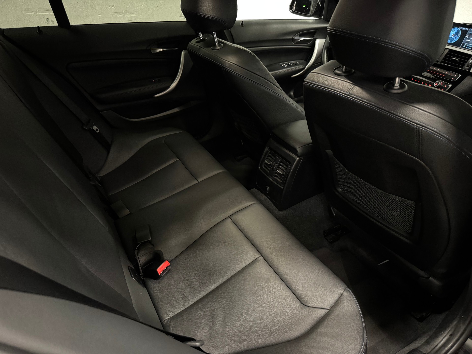 BMW M140i xDrive Steptronic-image-20