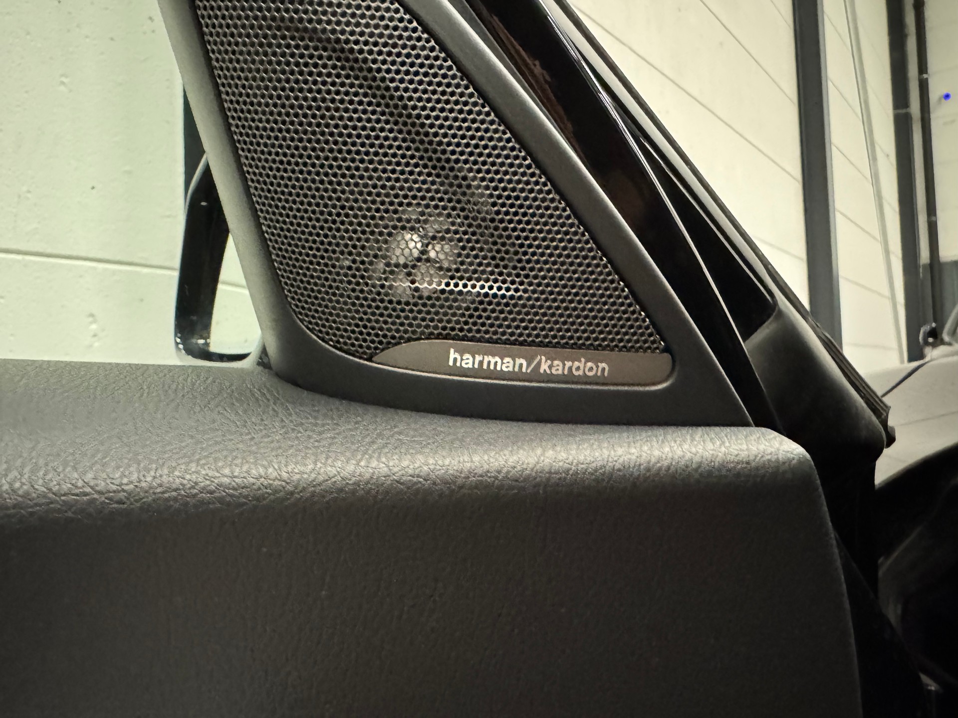 BMW M140i xDrive Steptronic-image-28