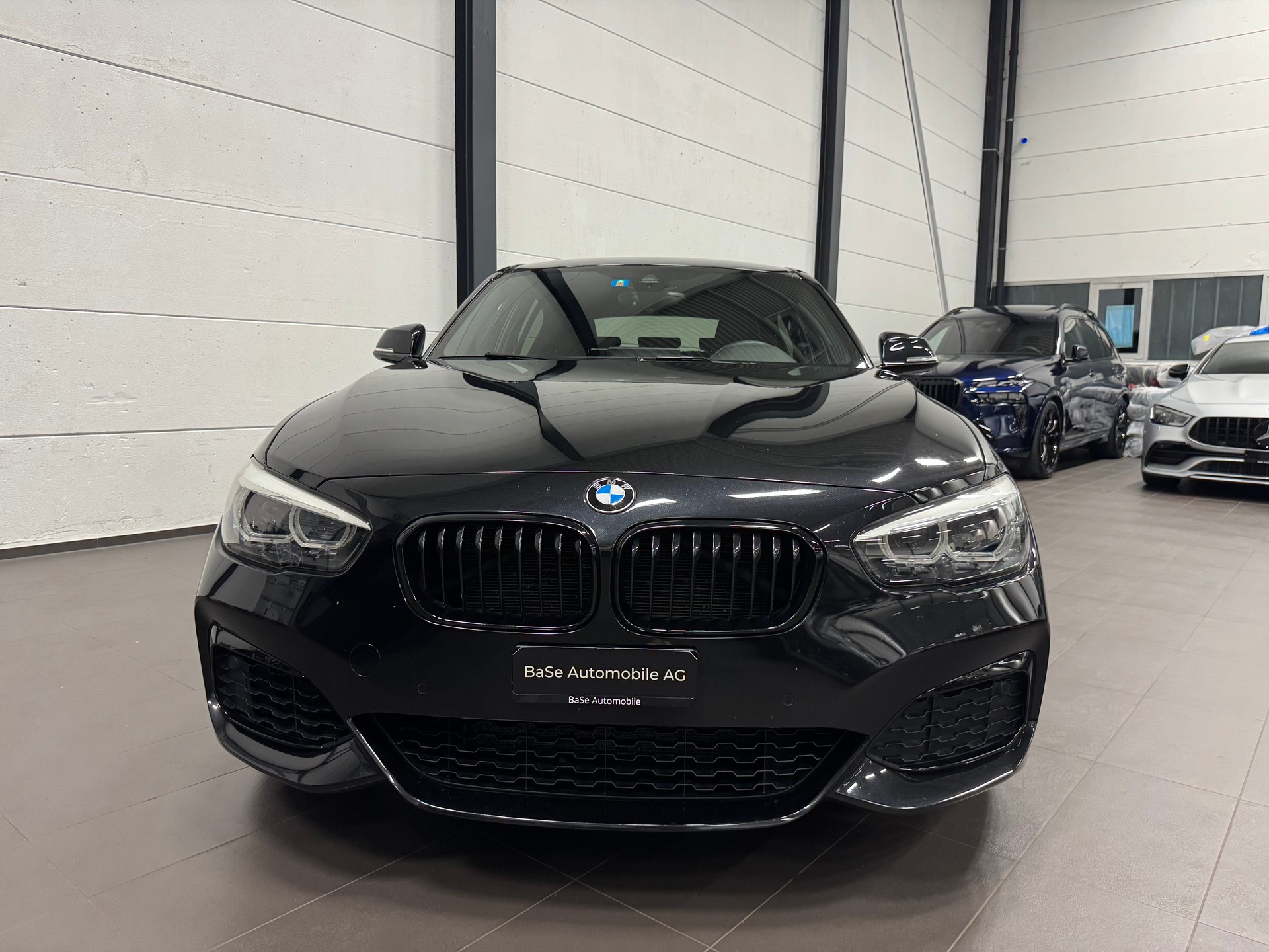 BMW M140i xDrive Steptronic-image-6