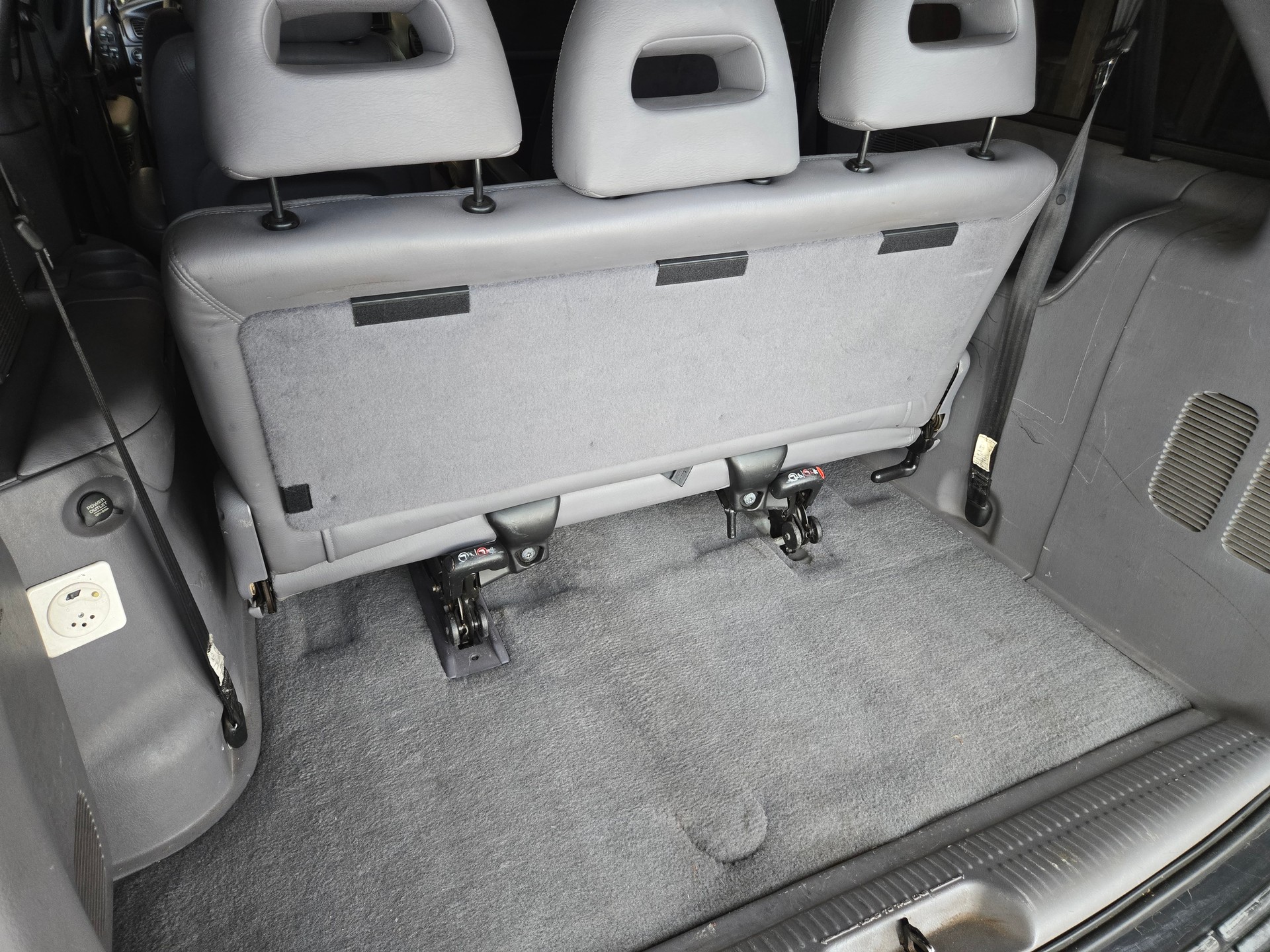 CHRYSLER Grand Voyager 3.8 LX AW-image-10