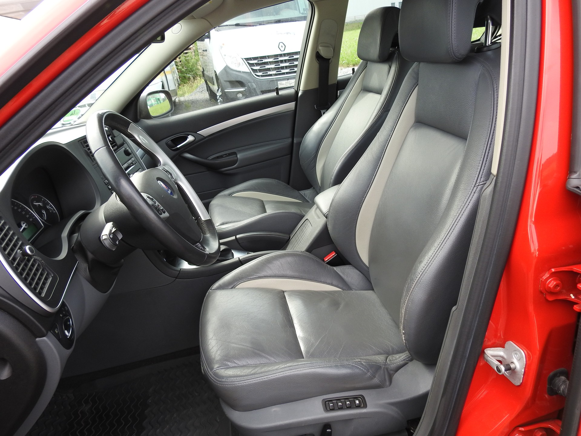 SAAB 9-3 Sport 2.8T V6 Aero-image-12