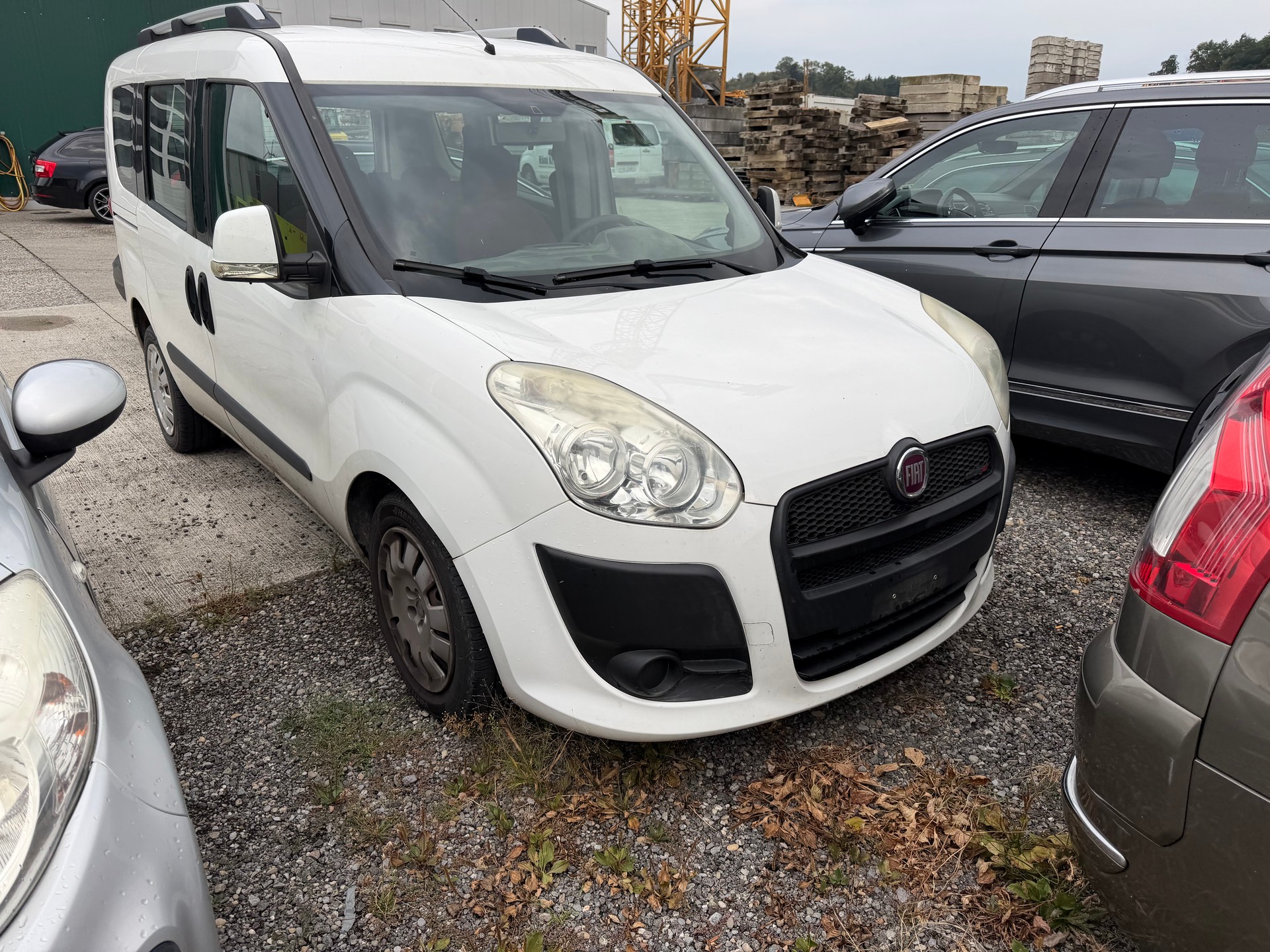 FIAT Doblò 2.0 JTD Dynamic-image-1