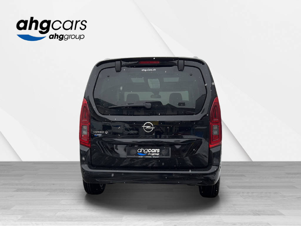 OPEL Combo-e Life Ultimate-showroom-element-3