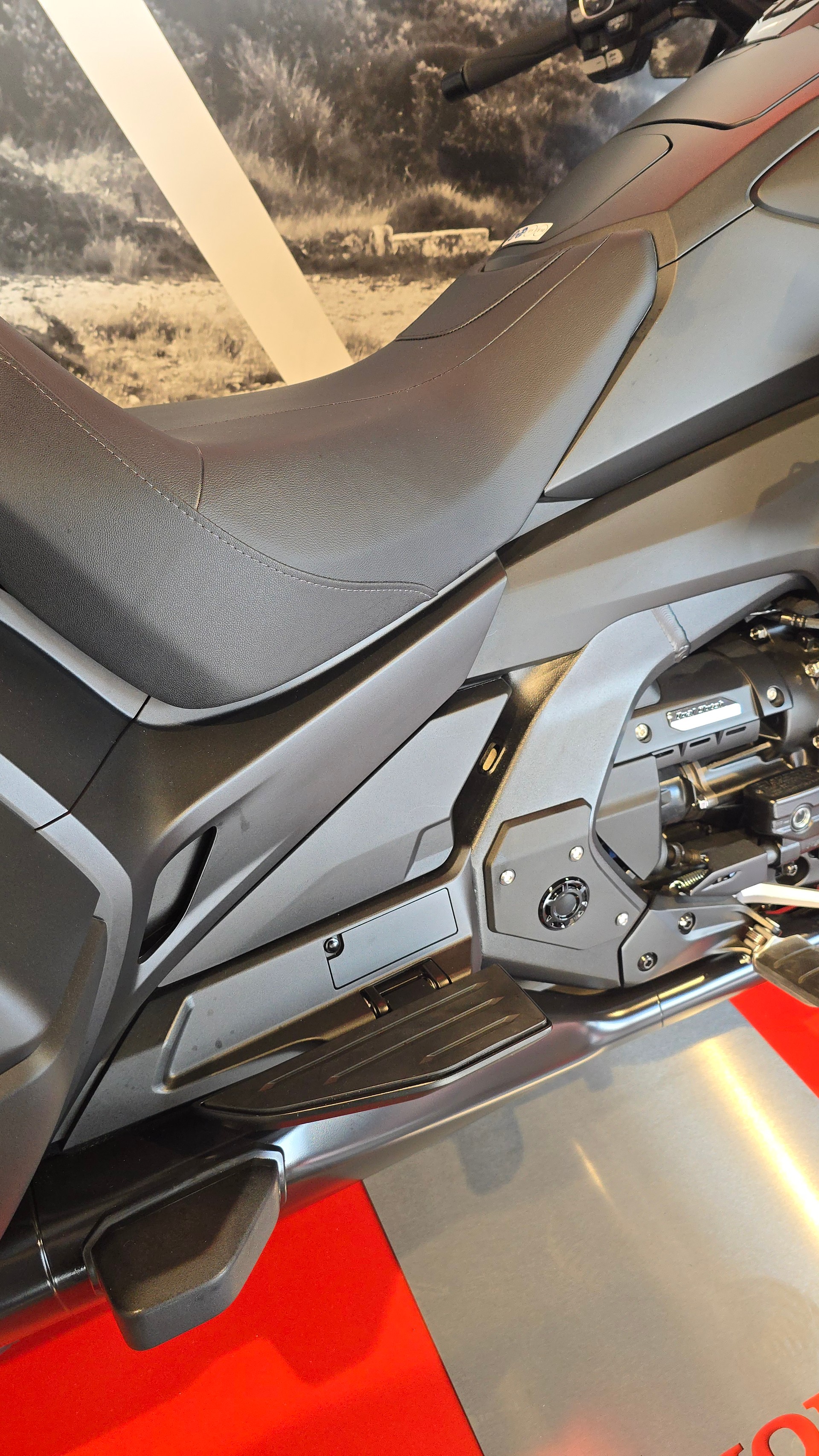 HONDA GL 1800 B Goldwing Bagger-image-11