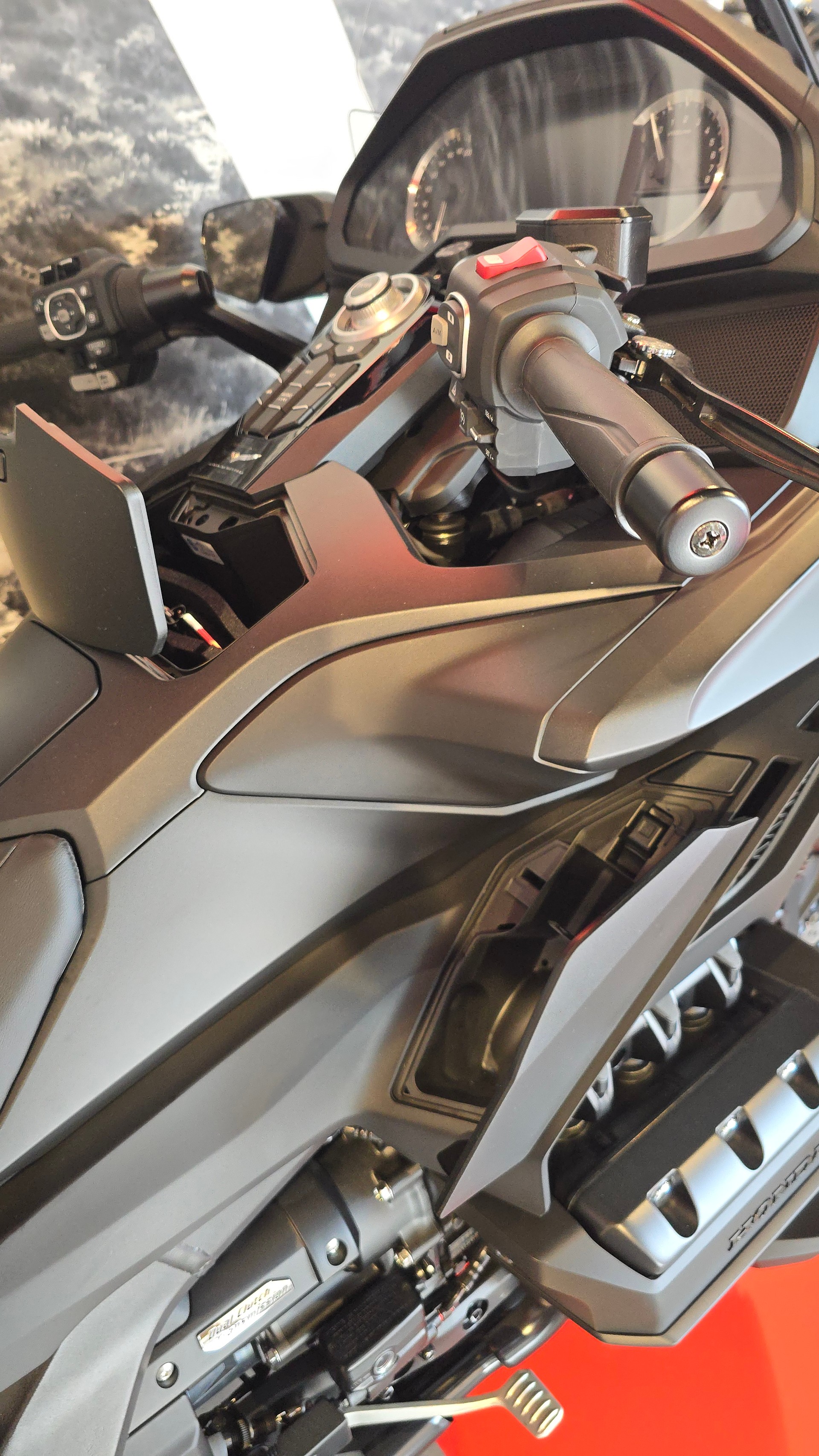 HONDA GL 1800 B Goldwing Bagger-image-6