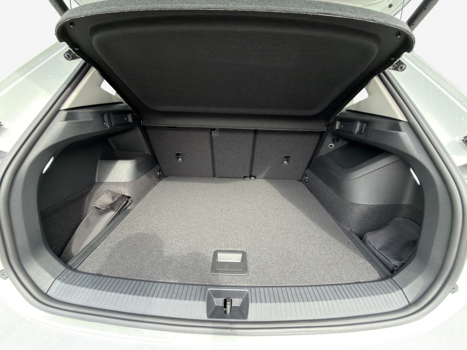VW Tiguan 2.0 TSI DSG United 4Motion-image-12