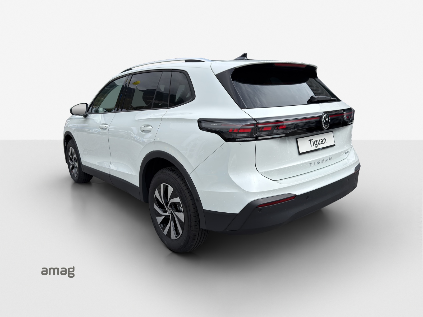 VW Tiguan 2.0 TSI DSG United 4Motion-showroom-element-2