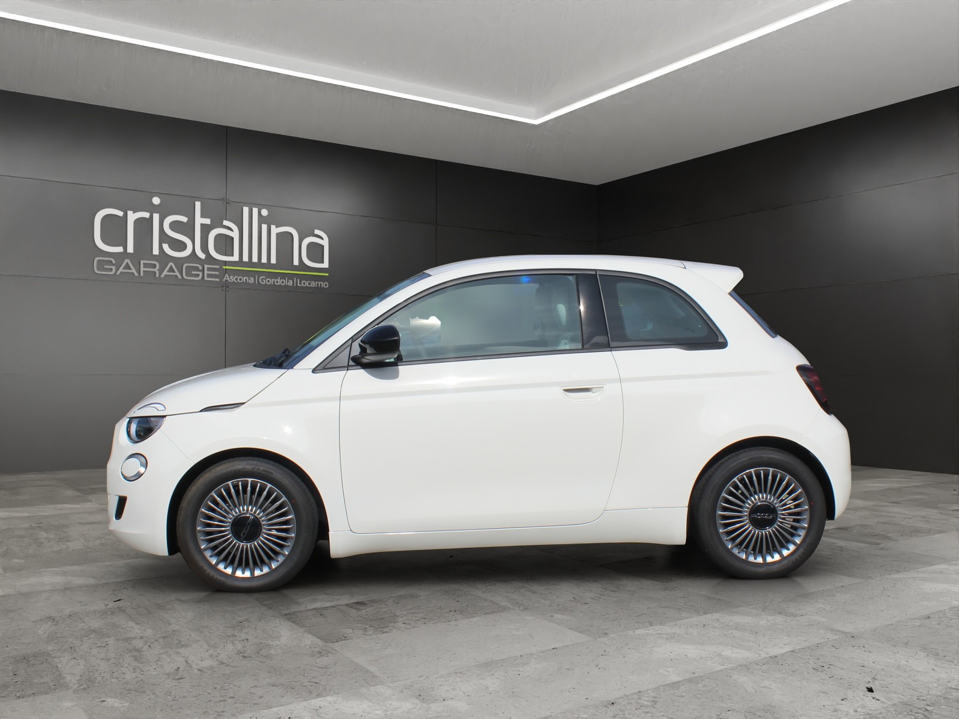 FIAT 500 1.0 Hybrid Icon-showroom-element-1