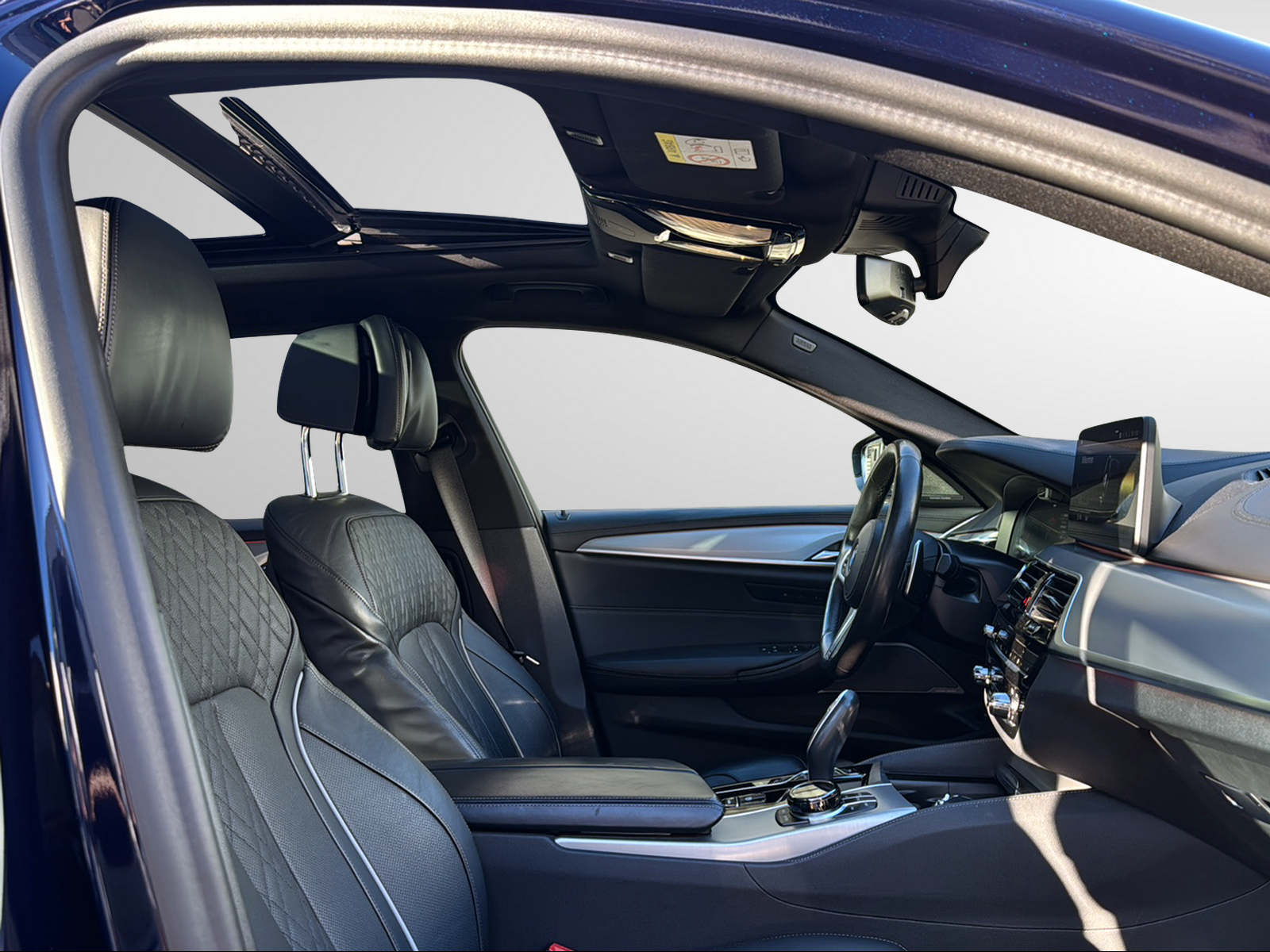 BMW 540d xDrive 48V Touring M Sport Steptronic-image-29
