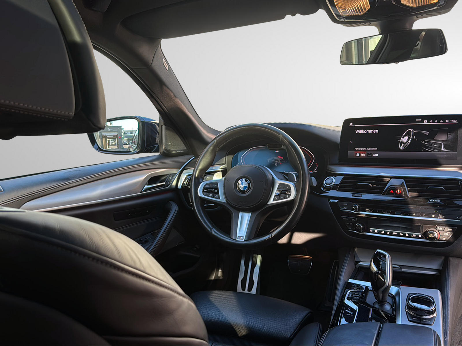 BMW 540d xDrive 48V Touring M Sport Steptronic-image-25