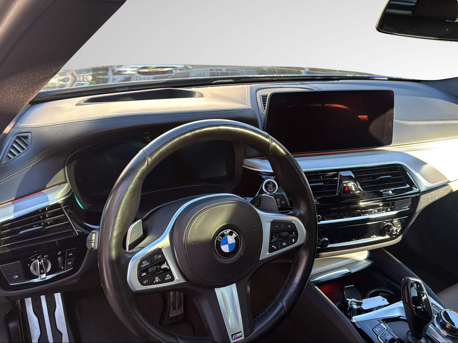 BMW 540d xDrive 48V Touring M Sport Steptronic-image-15
