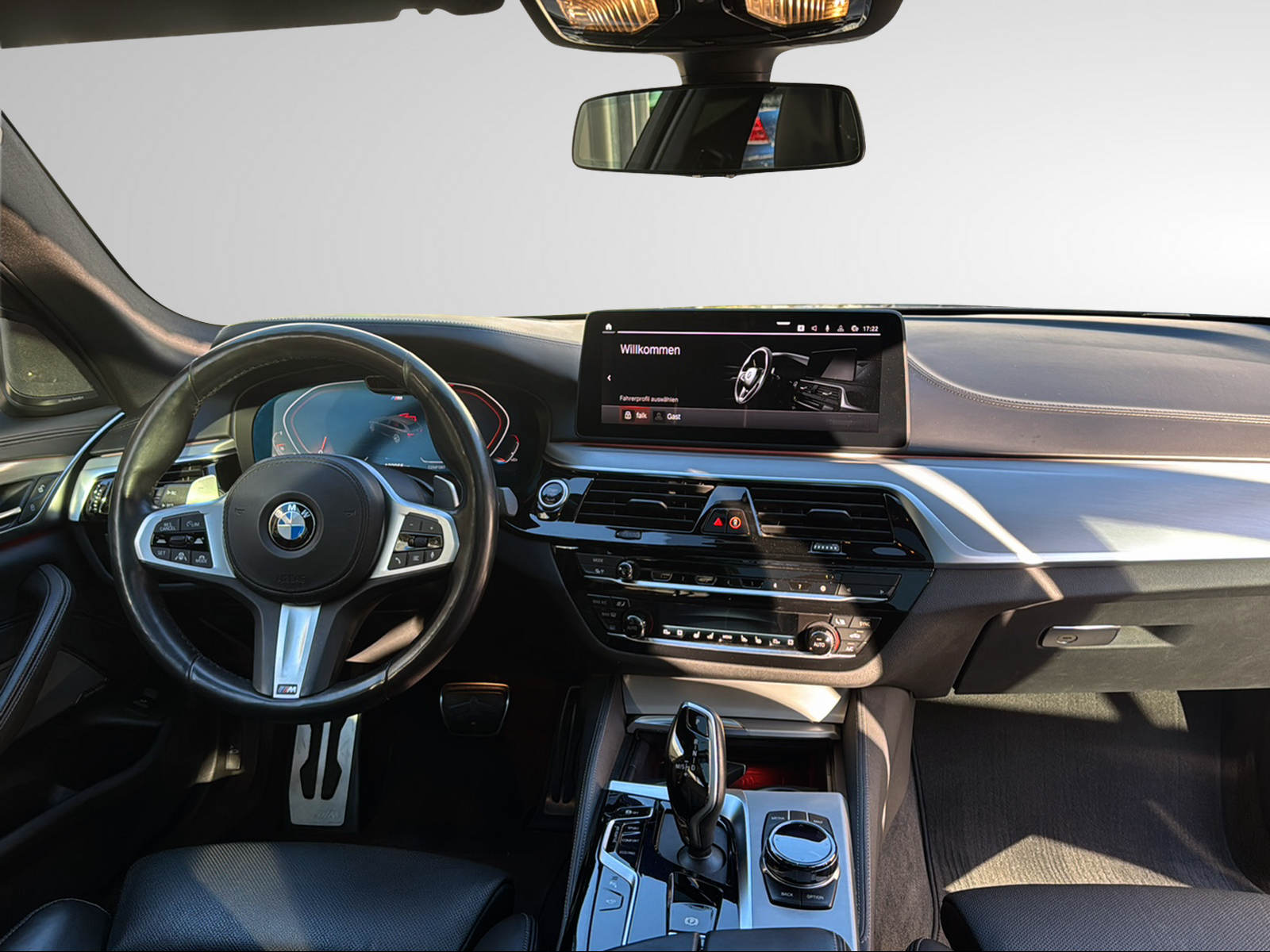 BMW 540d xDrive 48V Touring M Sport Steptronic-image-26