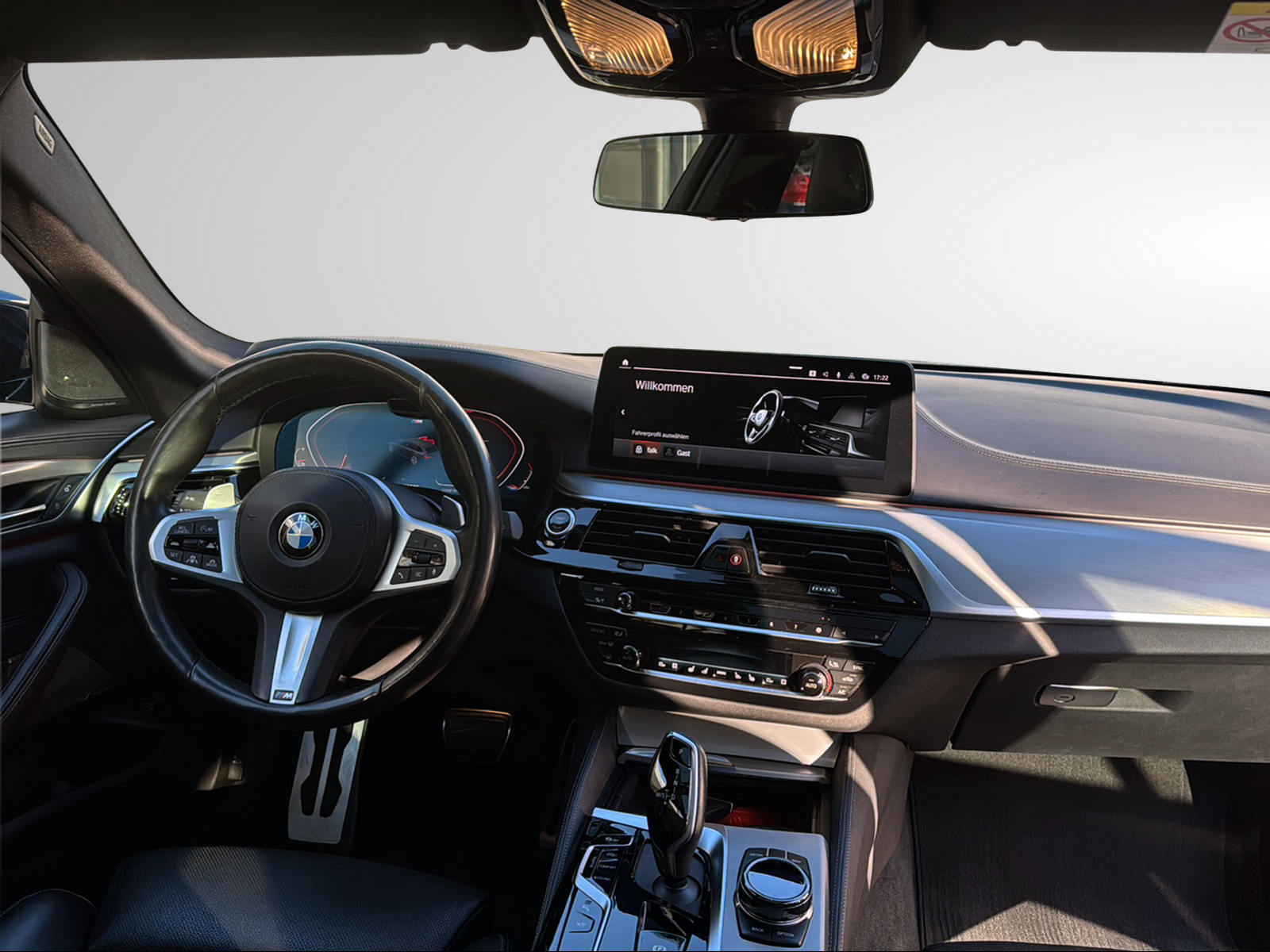 BMW 540d xDrive 48V Touring M Sport Steptronic-image-27