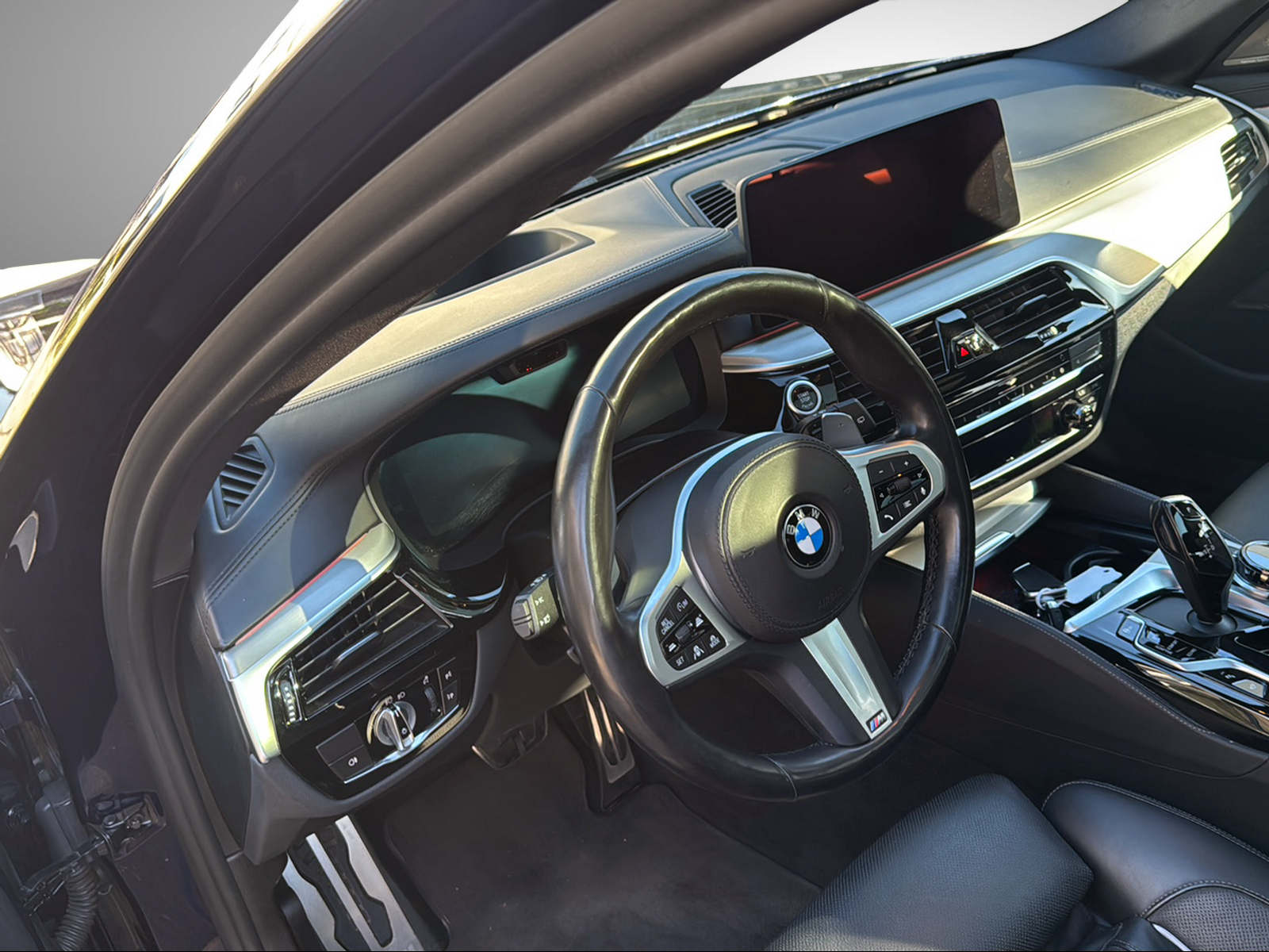 BMW 540d xDrive 48V Touring M Sport Steptronic-image-20