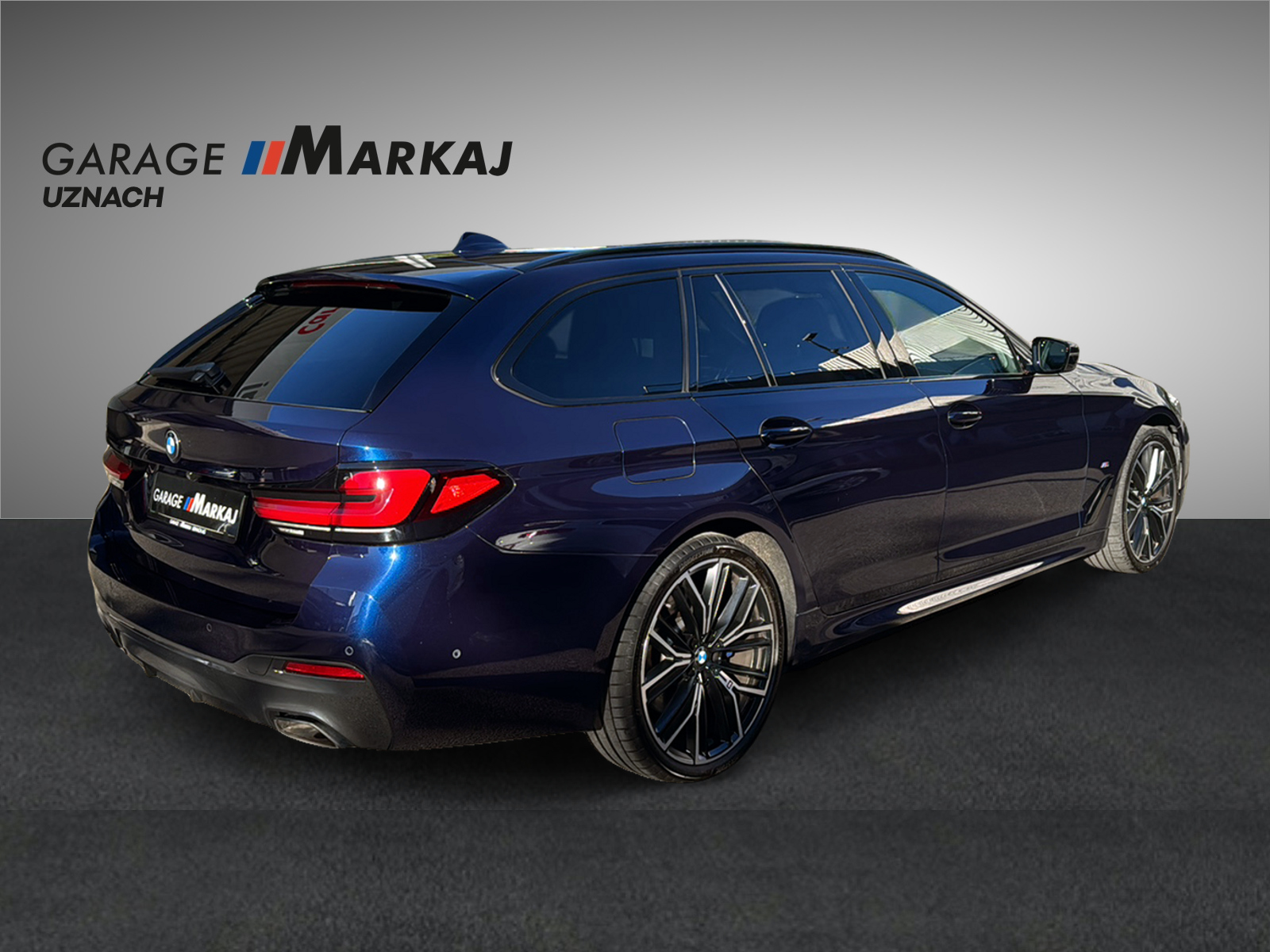 BMW 540d xDrive 48V Touring M Sport Steptronic-image-10