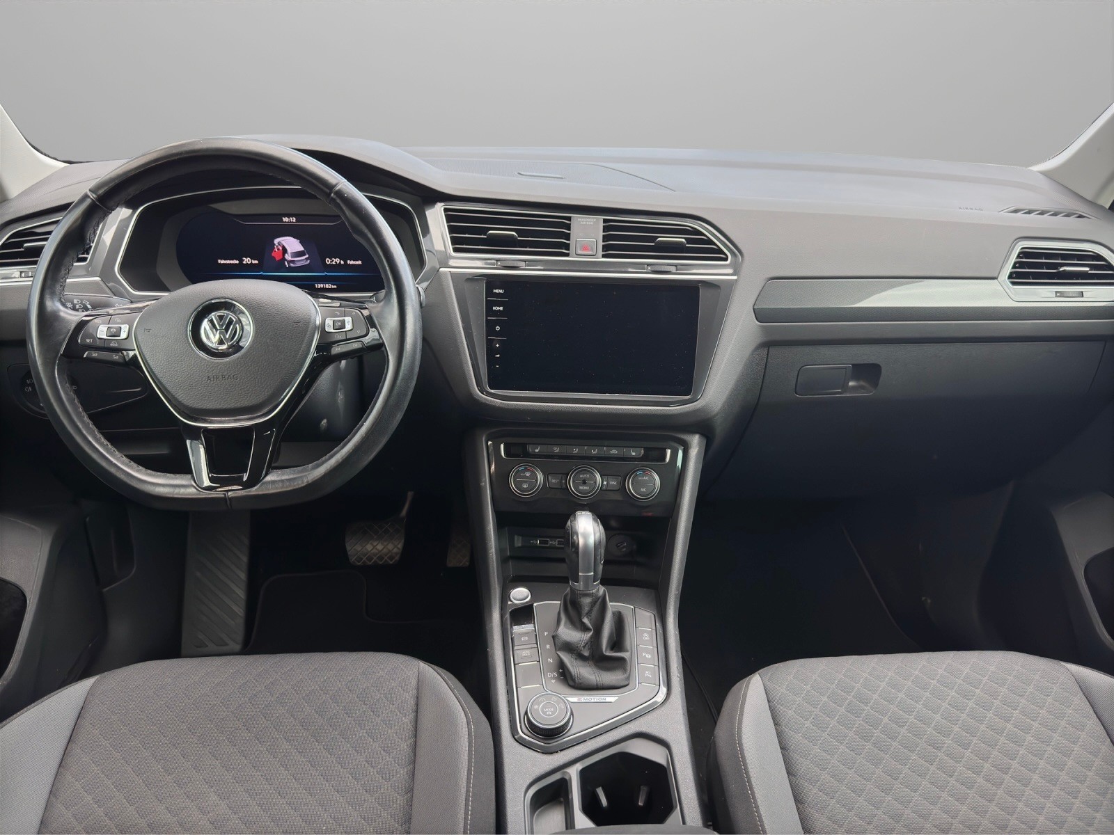 VW Tiguan 2.0 TDI SCR Comfortline 4Motion DSG-image-8