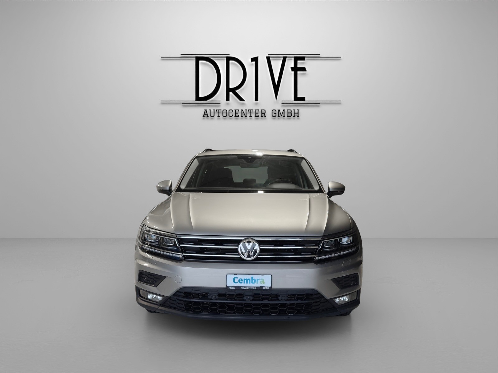 VW Tiguan 2.0 TDI SCR Comfortline 4Motion DSG-showroom-element-1