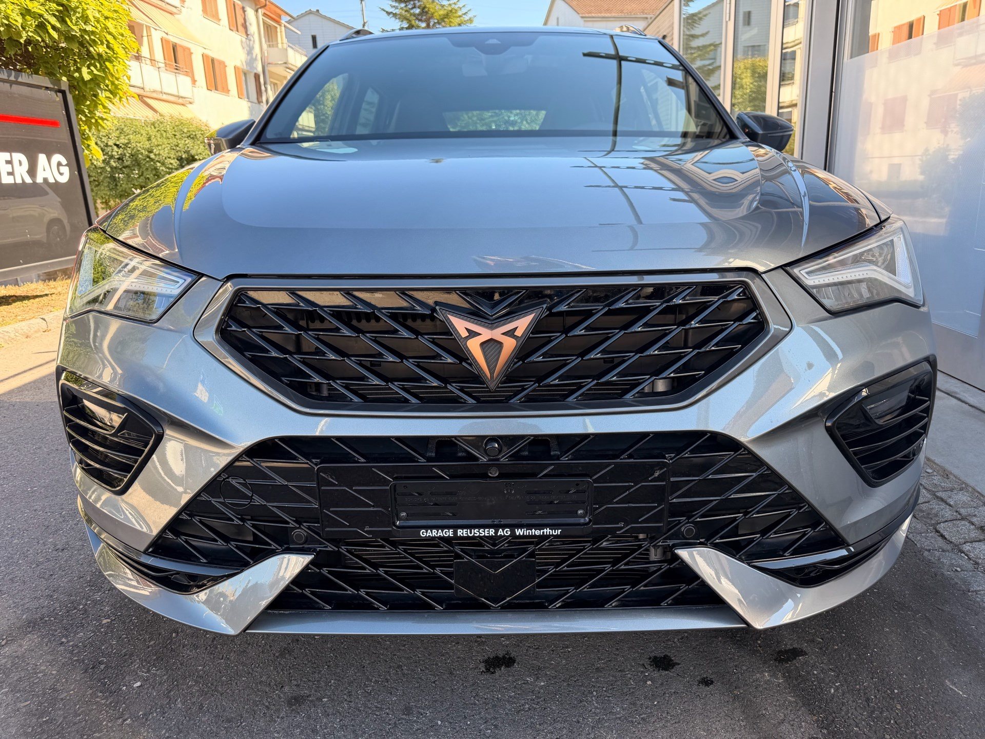CUPRA Ateca 1.5 TSI *** PANORAMADACH & ANHÄNGERKUPPLUNG ***-showroom-element-1