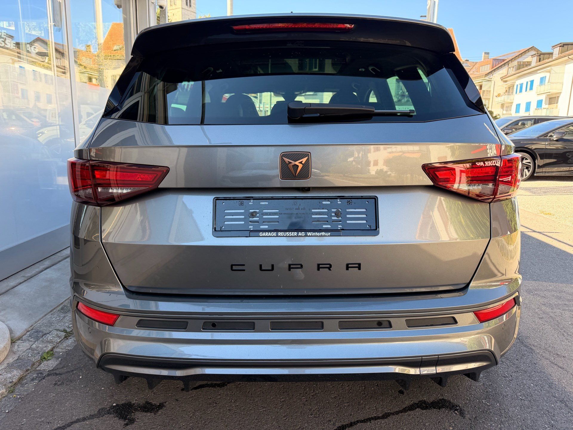 CUPRA Ateca 1.5 TSI *** PANORAMADACH & ANHÄNGERKUPPLUNG ***-image-4