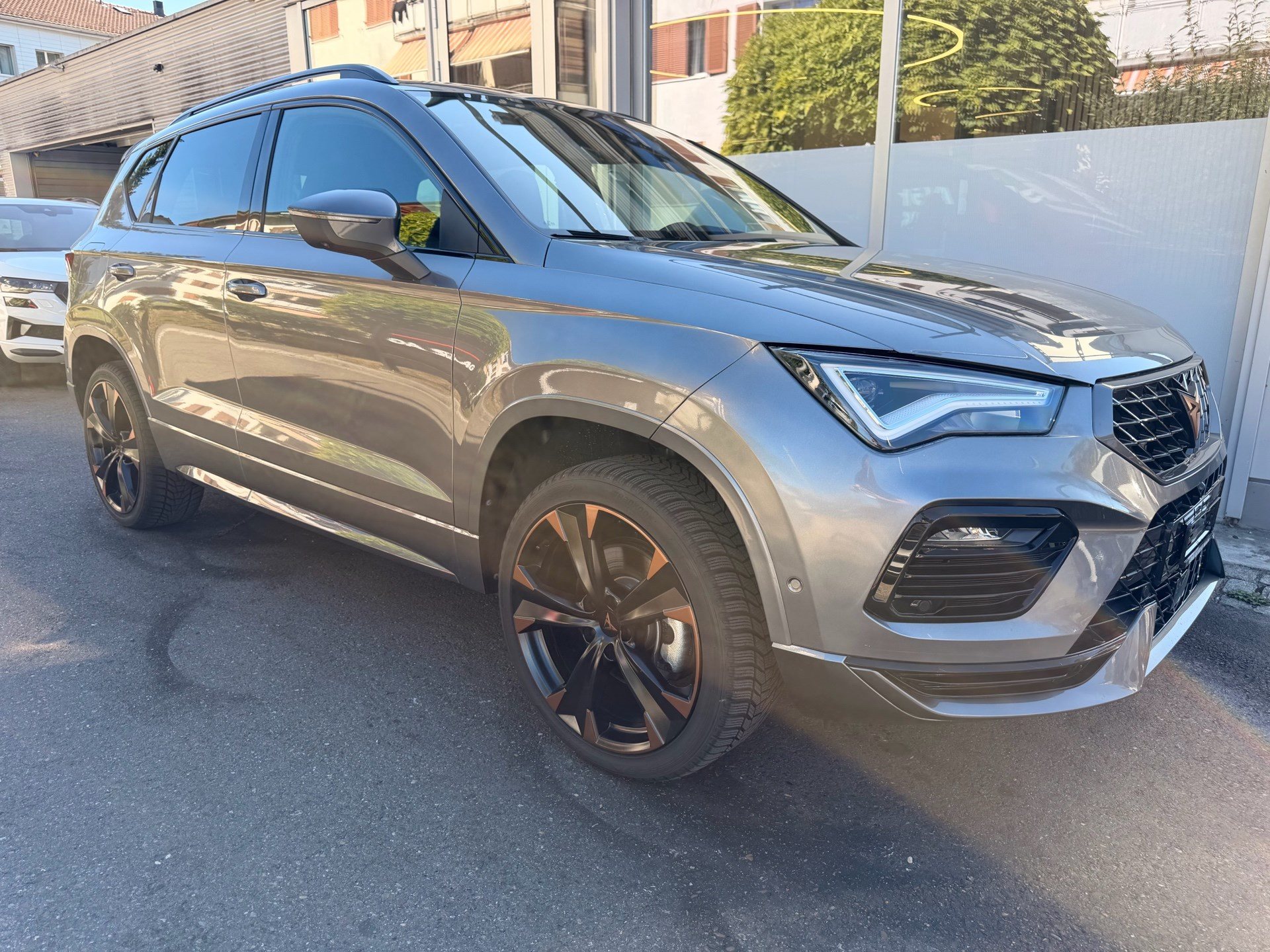 CUPRA Ateca 1.5 TSI *** PANORAMADACH & ANHÄNGERKUPPLUNG ***-showroom-element-2