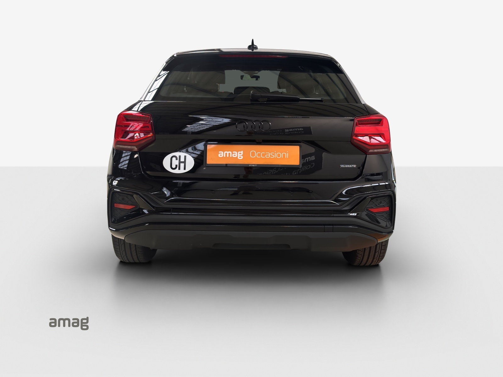 AUDI Q2 40 TFSI S line quattro S-tronic-showroom-element-3