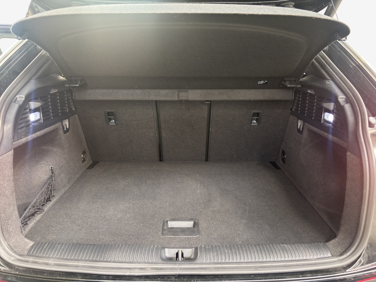AUDI Q2 40 TFSI S line quattro S-tronic-image-12
