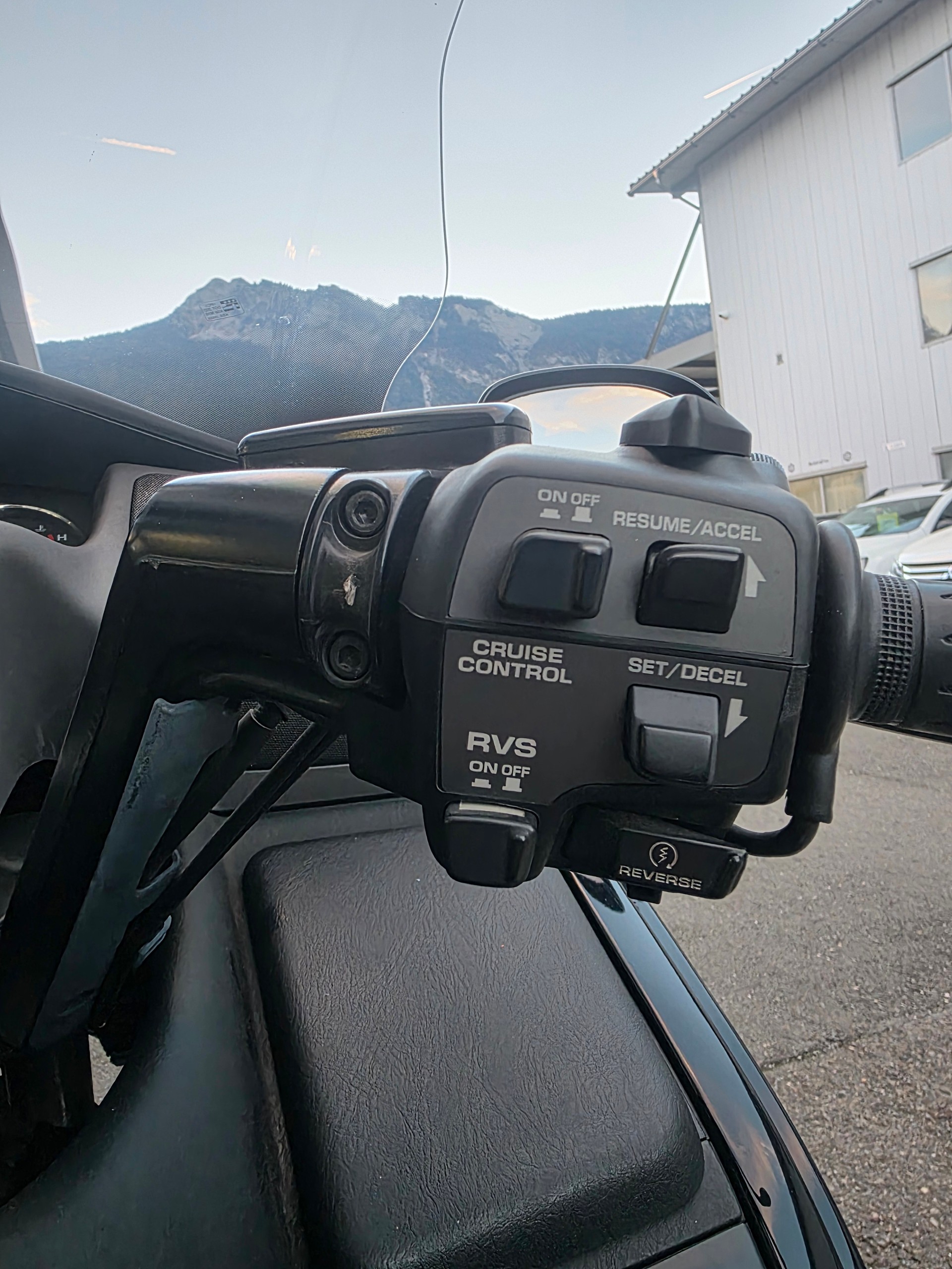 HONDA GL 1800 A Goldwing-image-5