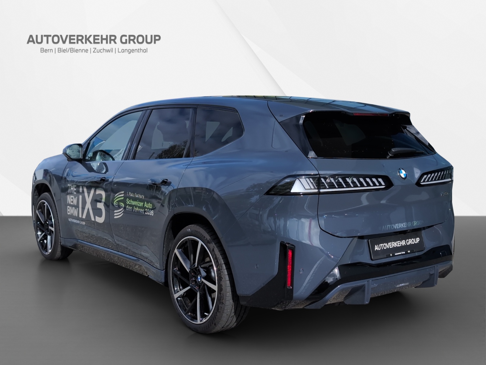BMW iX3 50 xDrive M Sport-showroom-element-3