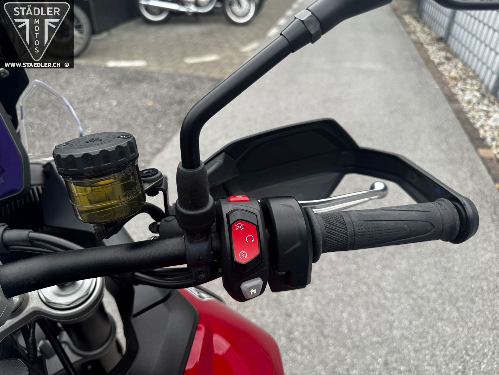 TRIUMPH Tiger 900 GT Pro-image-9
