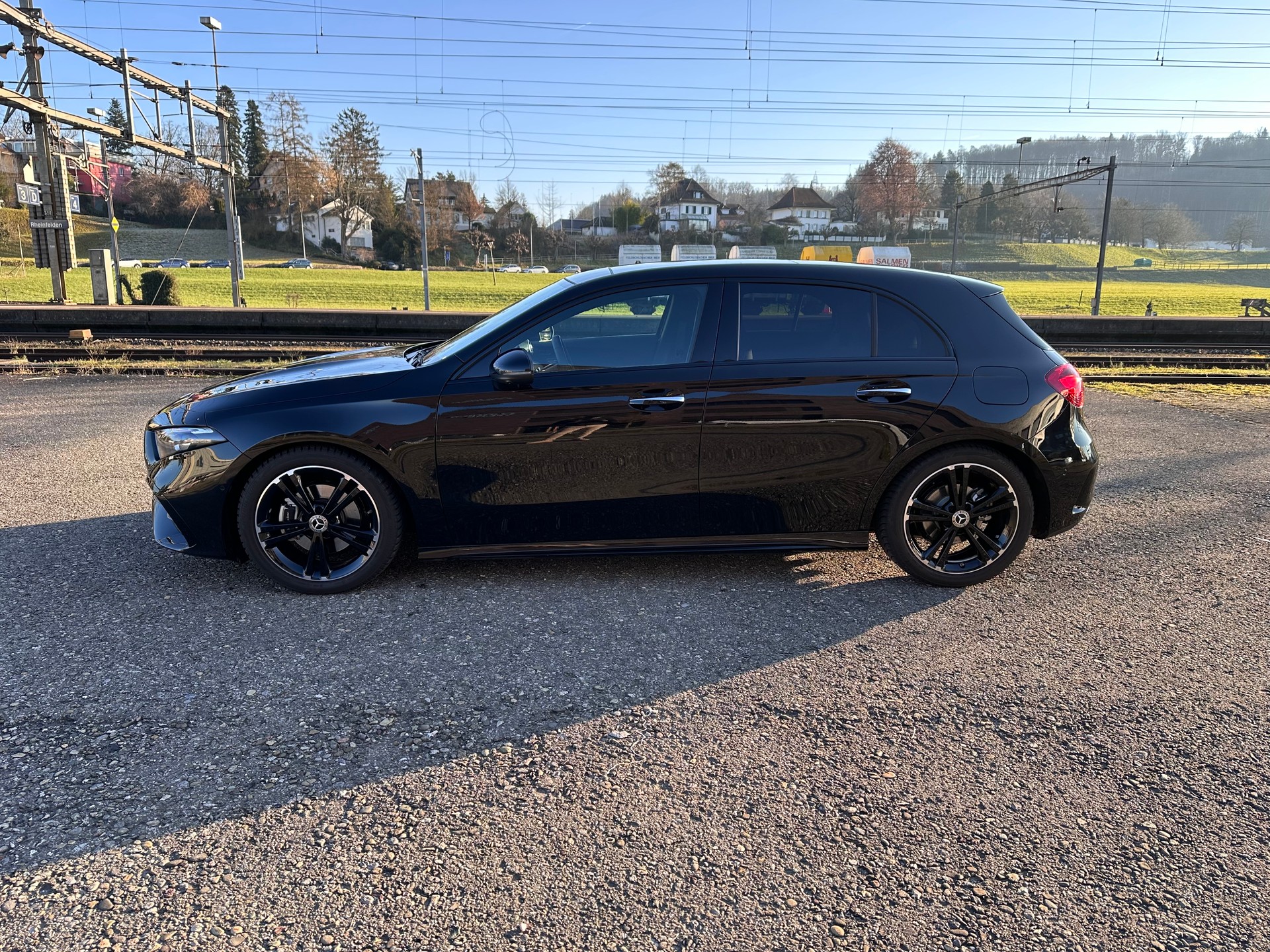MERCEDES-BENZ A 180 7G-DCT-image-1