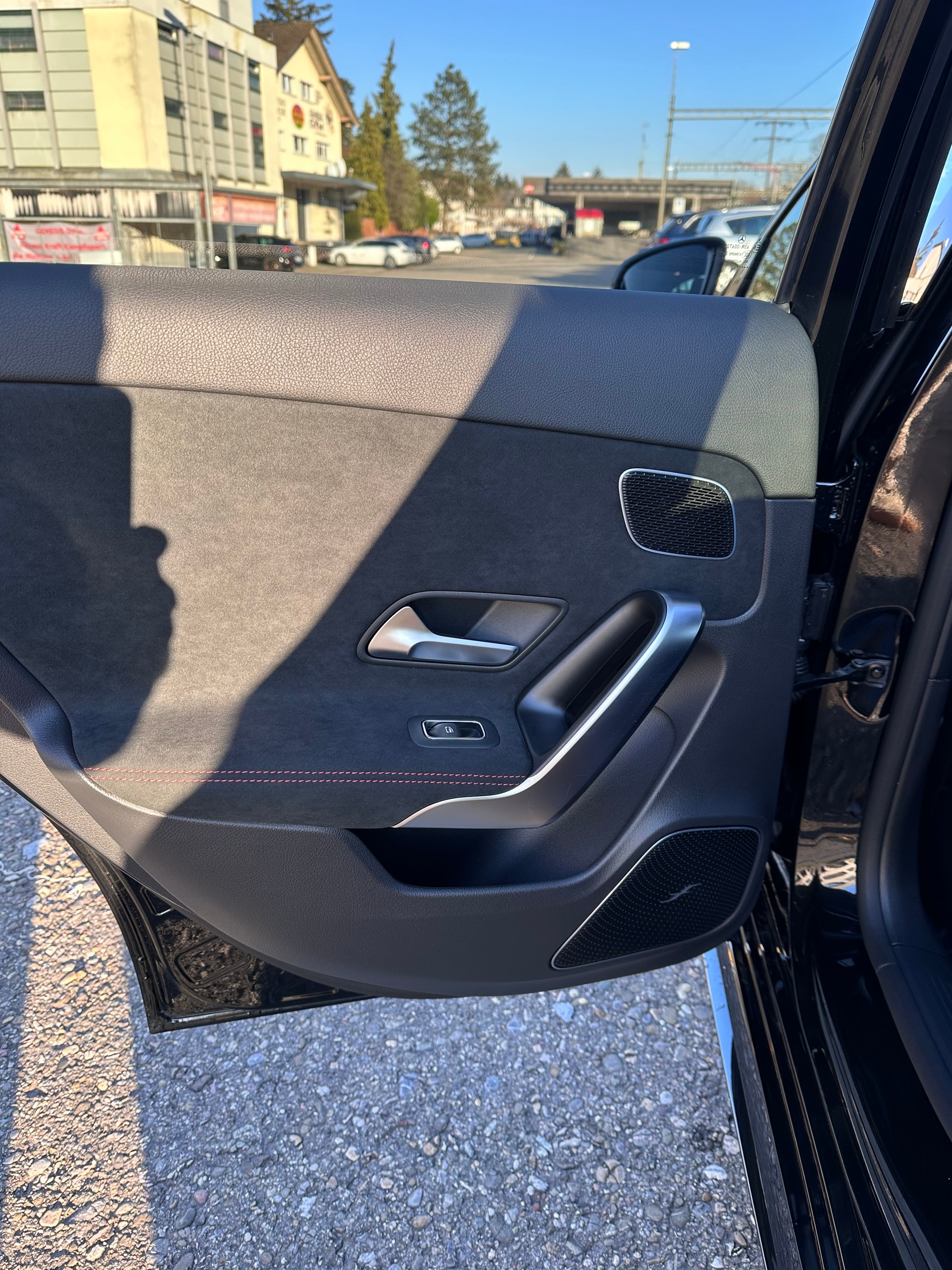MERCEDES-BENZ A 180 7G-DCT-image-5