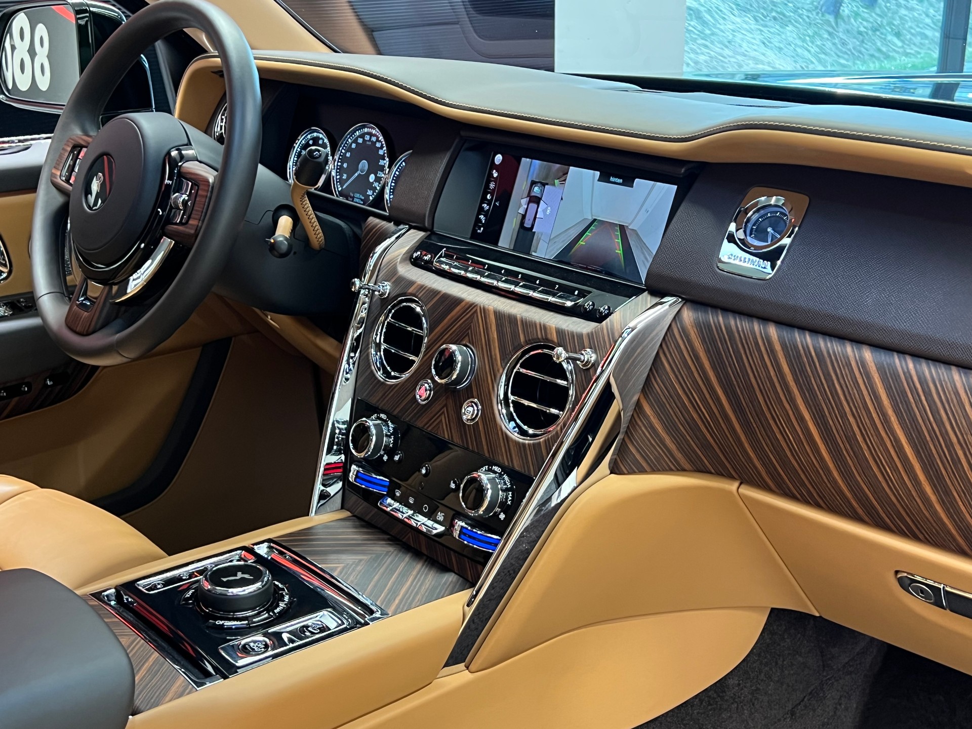 ROLLS-ROYCE Cullinan 6.7 V12-image-20