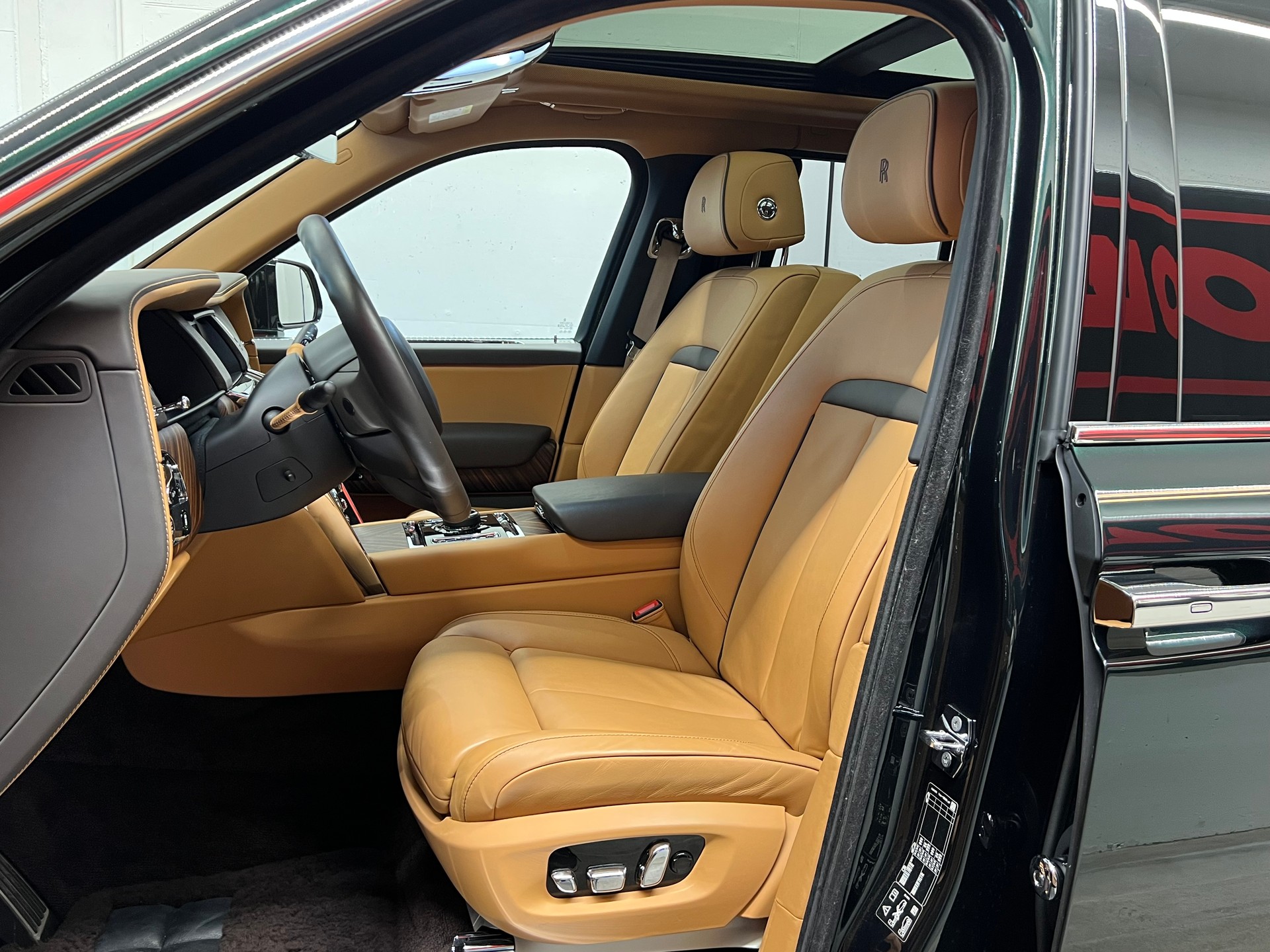 ROLLS-ROYCE Cullinan 6.7 V12-image-14