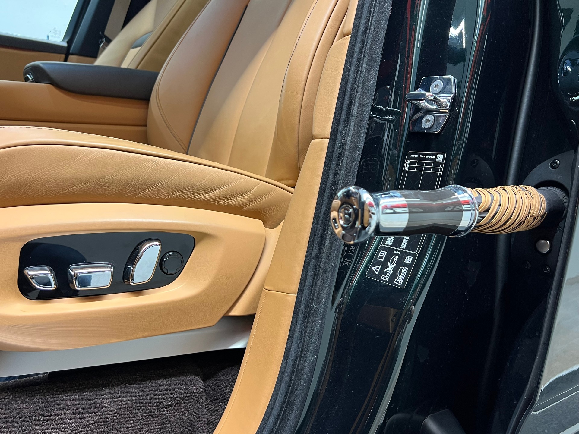 ROLLS-ROYCE Cullinan 6.7 V12-image-15