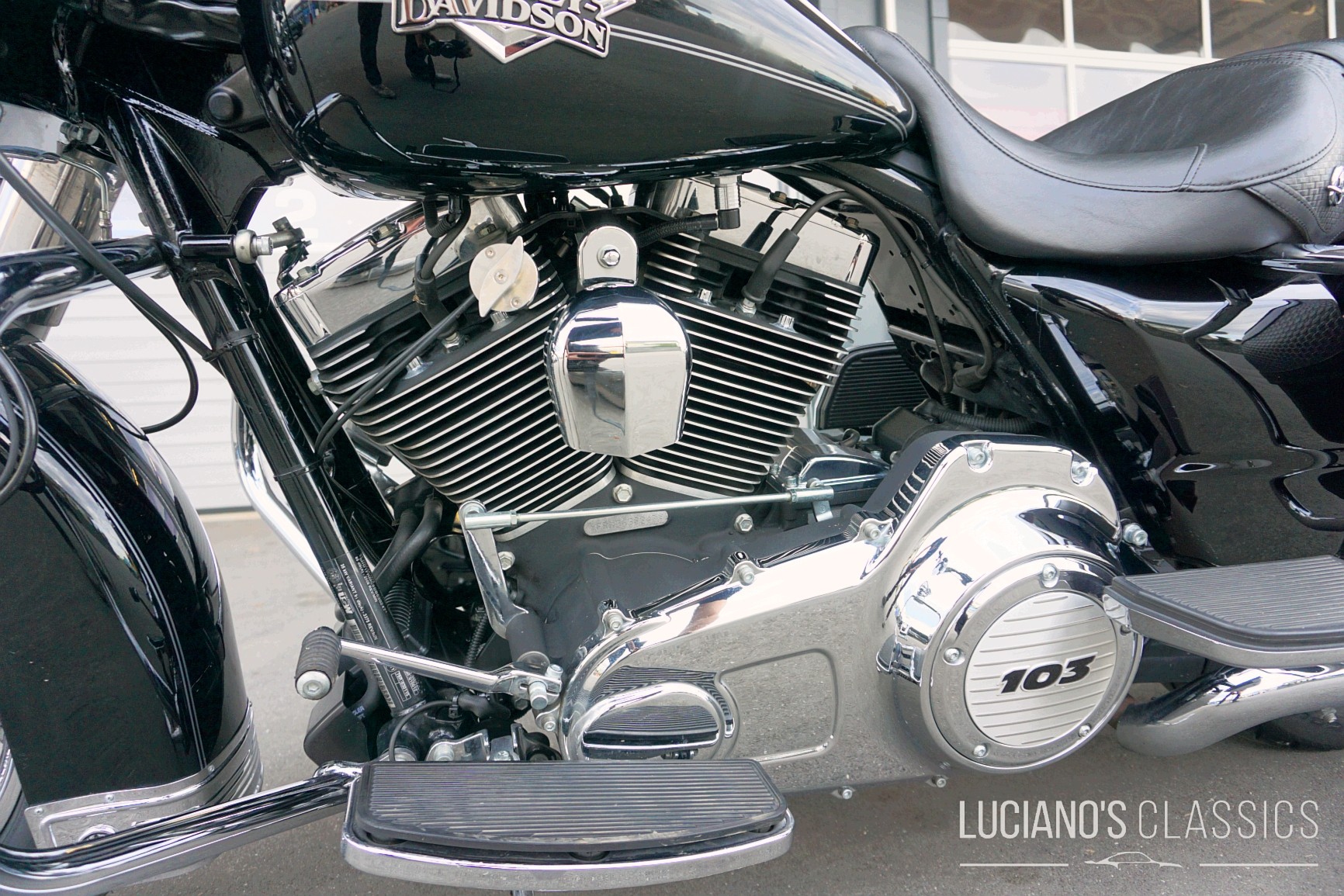 HARLEY-DAVIDSON FLHRC Road King Classic 103 ABS-image-8