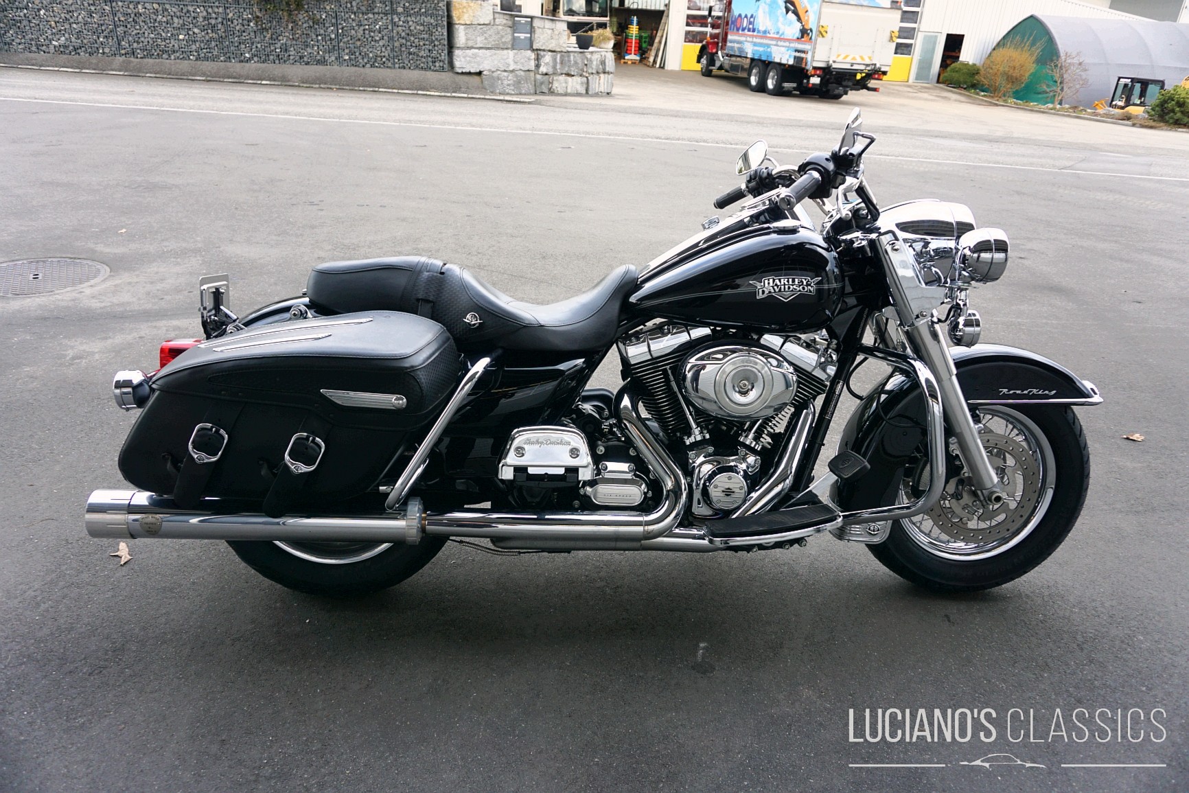 HARLEY-DAVIDSON FLHRC Road King Classic 103 ABS-image-4
