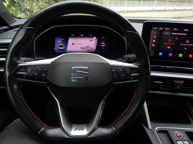 SEAT Leon 1.5 eTSI mHEV DSG FR-image-11