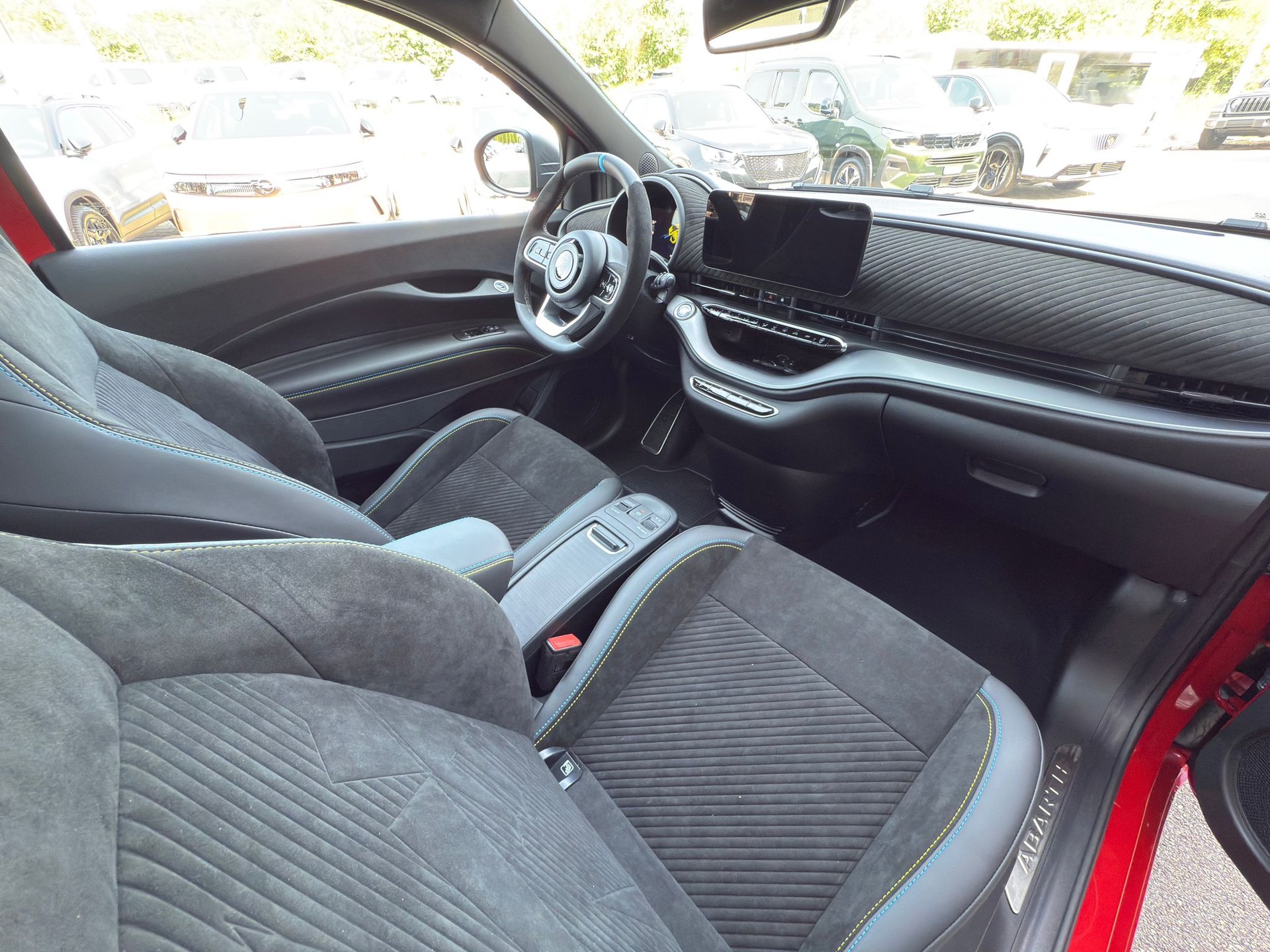 FIAT Abarth 500e Turismo-image-10