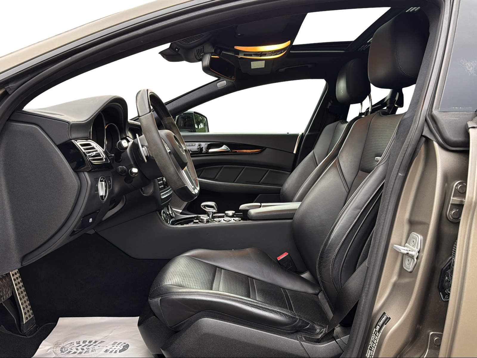 MERCEDES-BENZ CLS Shooting Brake 63 AMG 4Matic Speedshift MCT-image-12